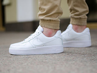 Nike Air force clasic white din piele foto 3