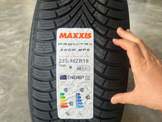 235/40/R19 Maxxis Snow  WP6 Model 2024