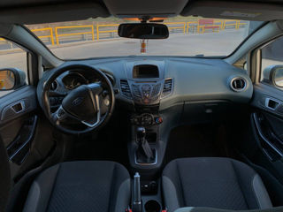 Ford Fiesta фото 4