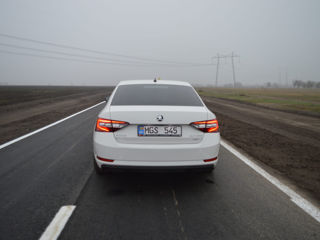 Skoda Superb foto 5