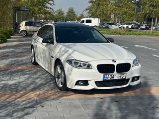 BMW 5 Series foto 1