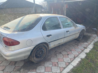 Ford Mondeo foto 5