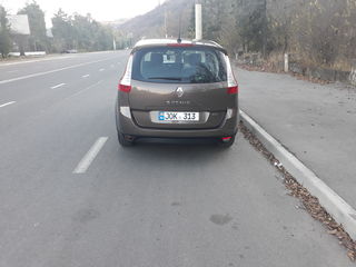 Renault Grand Scenic foto 4