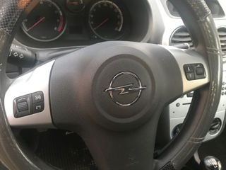 Opel Corsa foto 4