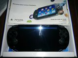 Vind PSVita wifi + card de memorie 16 GB + 9 jocuri foto 1