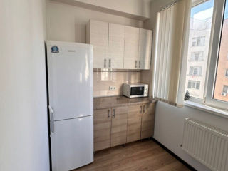 Apartament cu 2 camere, 90 m², Centru, Chișinău foto 7