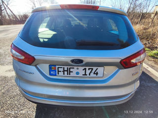 Ford Mondeo foto 4