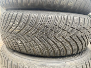 R17 215/55 Hankook Winter I*Cept RS3