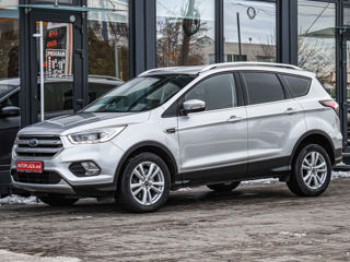 Ford Kuga foto 1