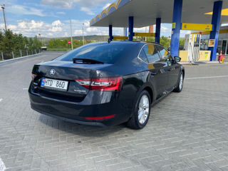 Skoda Superb foto 6