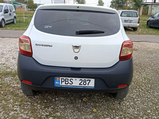 Dacia Sandero foto 9