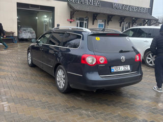 Volkswagen Passat foto 2