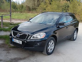 Volvo XC60 foto 1