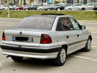 Opel Astra foto 4