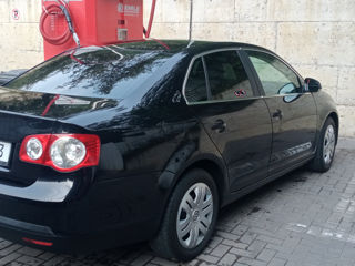 Volkswagen Jetta foto 5