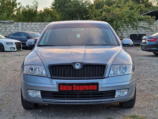 Skoda Octavia foto 2