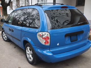 Dodge Caravan foto 9