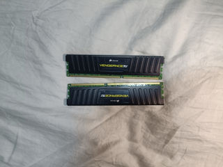 Vând meorie ram DDR 3/2x4gb