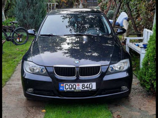 BMW 3 Series foto 4