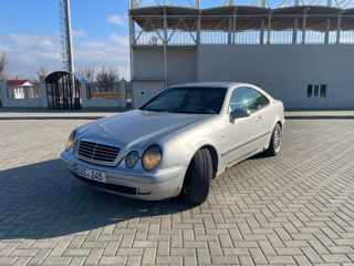 Mercedes CLK-Class foto 5