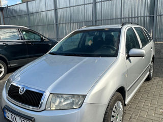 Skoda Fabia foto 2