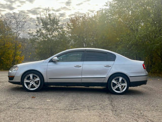 Volkswagen Passat foto 6