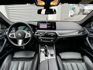 BMW 5 Series foto 16