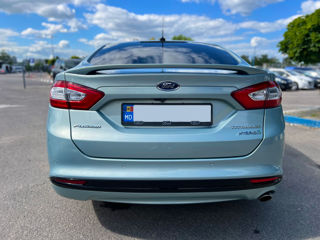 Ford Fusion foto 5