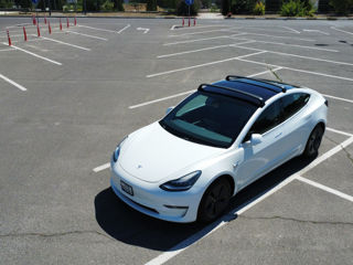 Tesla Model 3 foto 7