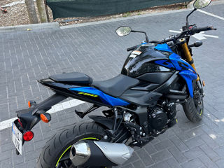 Suzuki GSX-S 750 foto 4