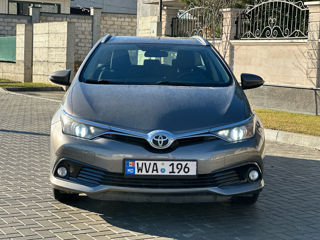 Toyota Auris foto 2