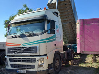 Volvo FH 12 foto 2