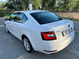 Skoda Octavia foto 6