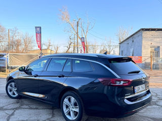 Opel Insignia foto 3