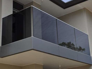 Balustrade din sticlă călită pe exterior după dimensiunile necesare foto 4