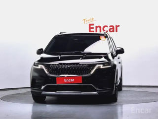 KIA Carnival фото 2