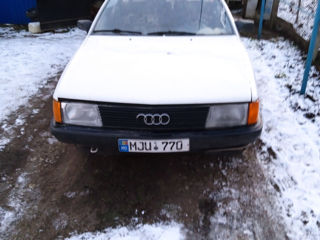 Audi 100