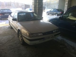 Mazda 626 foto 1