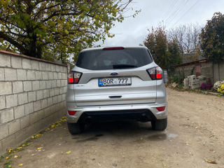 Ford Kuga foto 8