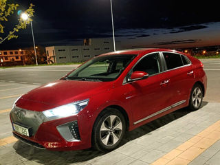 Hyundai IONIQ foto 1