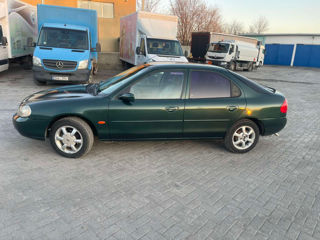 Ford Mondeo foto 3