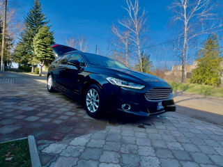 Ford Mondeo foto 8