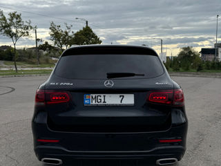 Mercedes GLC foto 6