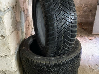 Cauciucuri Dunlop r18