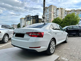 Skoda Superb foto 10