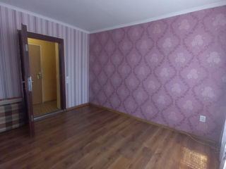 Apartament cu 2 camere, 38 m², Botanica, Chișinău foto 4