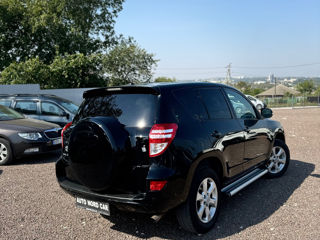 Toyota Rav 4 foto 4