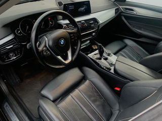 BMW 5 Series foto 6