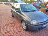 Renault Clio foto 2