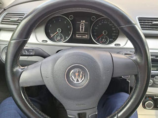 Volkswagen Passat foto 7